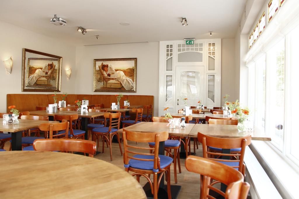 Hotel Brasserie Om De Noord 스키모니쿠그섬 외부 사진
