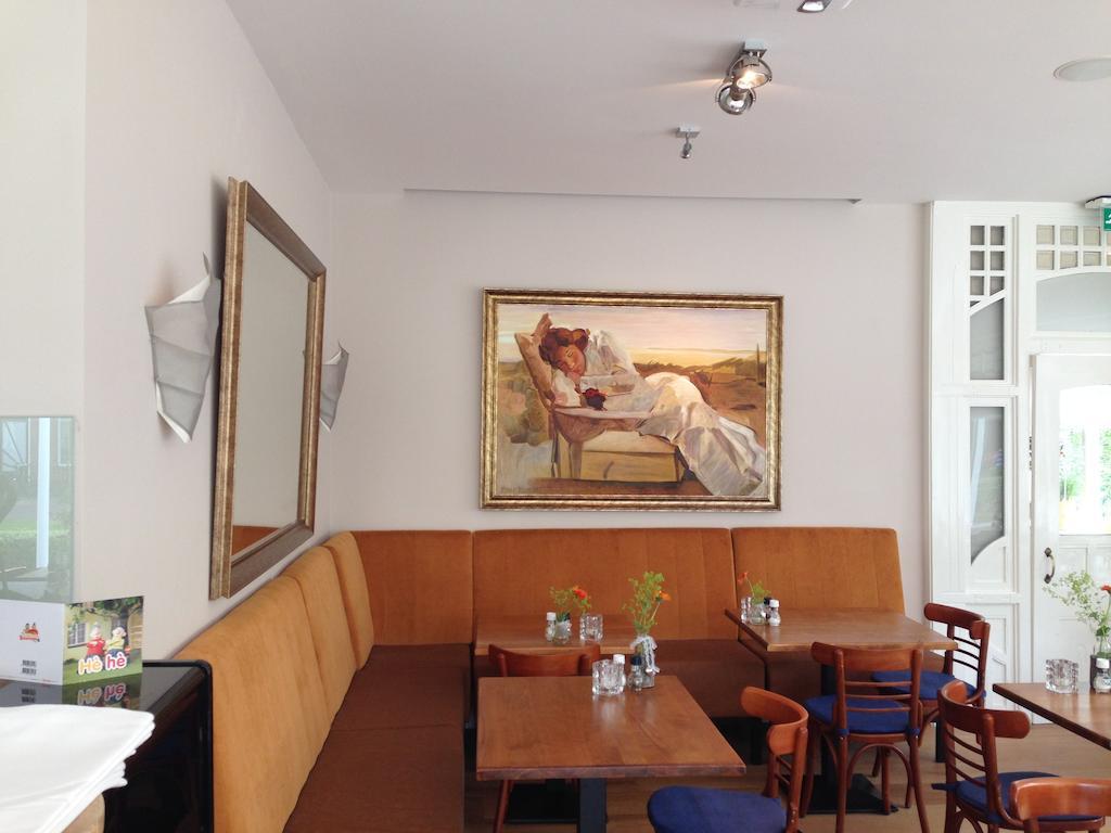 Hotel Brasserie Om De Noord 스키모니쿠그섬 외부 사진